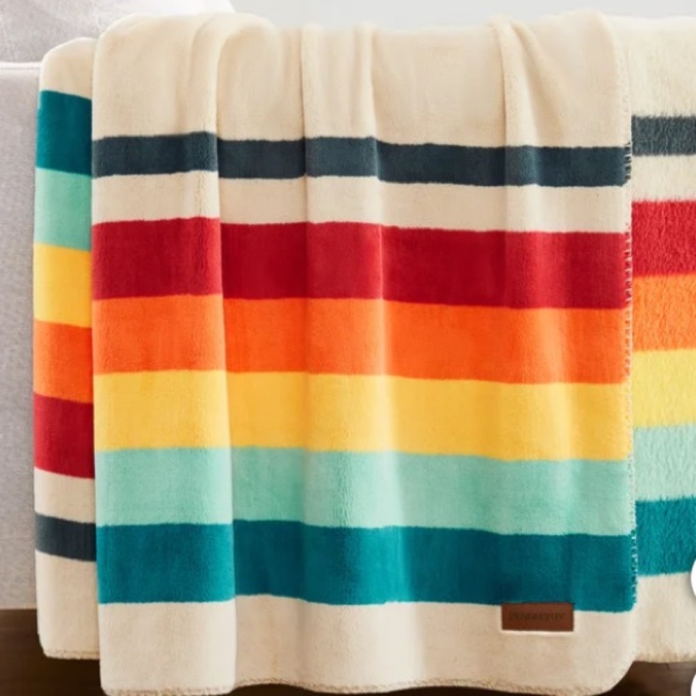 💖Pendleton Plush Throw